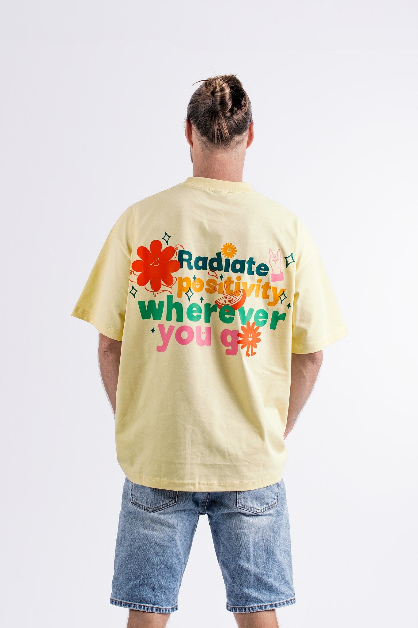 Oversize T-Shirt 235gr - Radiate positivity wherever you go