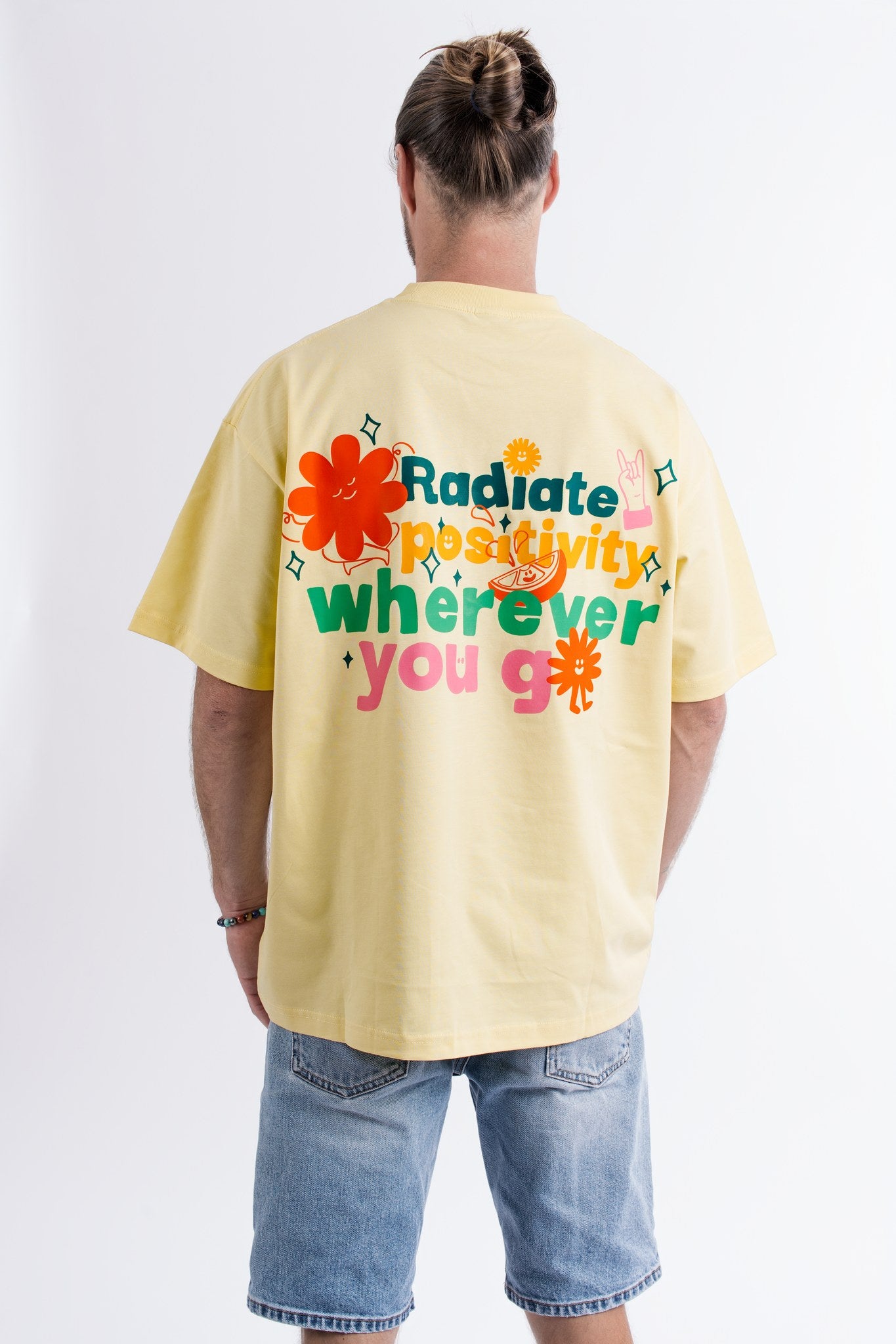 Oversize T-Shirt 235gr - Radiate positivity wherever you go